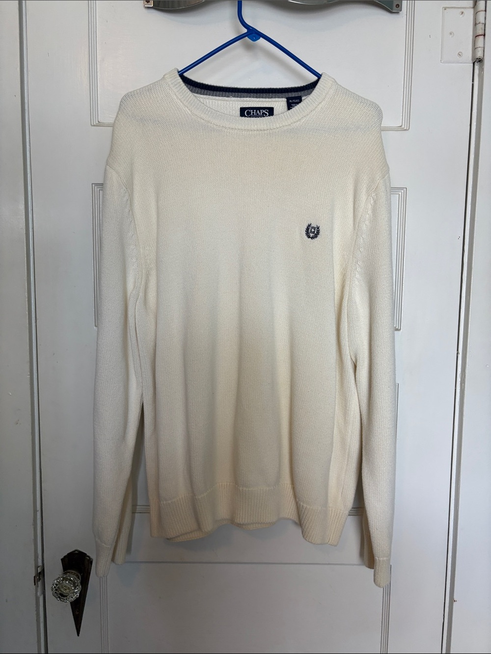 Chaps Men's Cream Crewneck with Subtle Crest Size XL